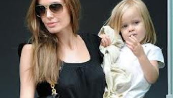 Filha de Angelina Jolie e Brad Pitt vai fazer a estréia no cinema (foto).